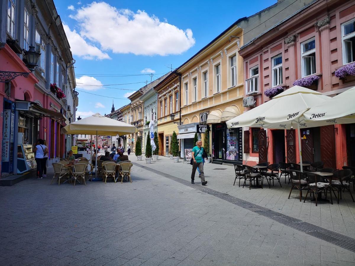 Dunavski Park Studio 2 Novi Sad Exterior foto